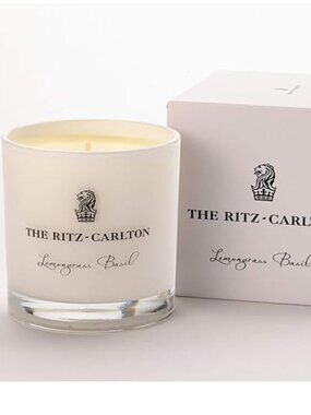 NEW Ritz-Carlton Naples Candle - Notes of Lemongrass and Basil 9 ounce